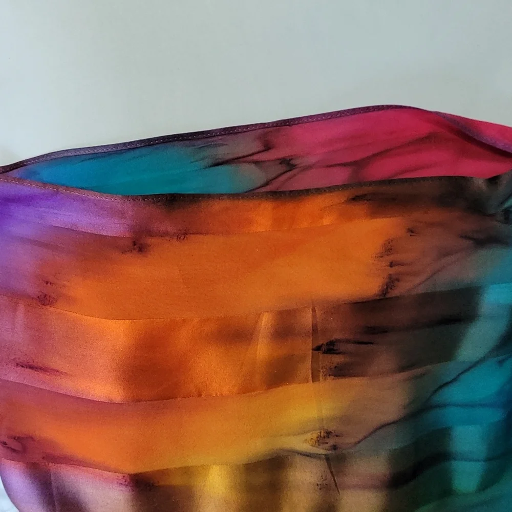 STUNNING 100% Silk popover. - Picture 6 of 6